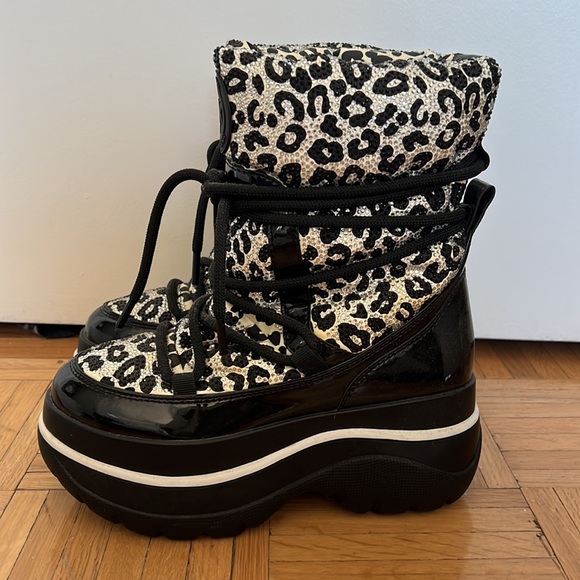 Michael Kors Rhinestones Cheetah Snow boot - Picture 2 of 4